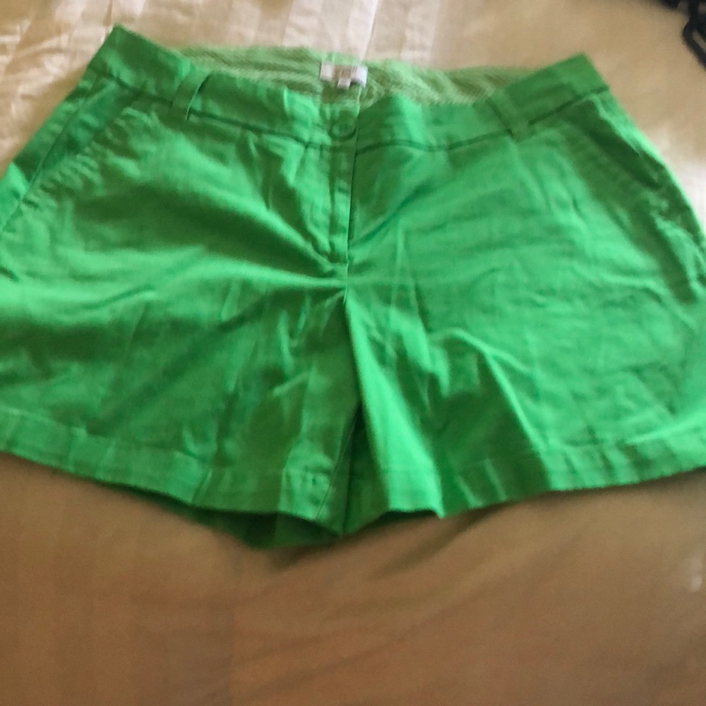 Crown and ivy size 10 green shorts